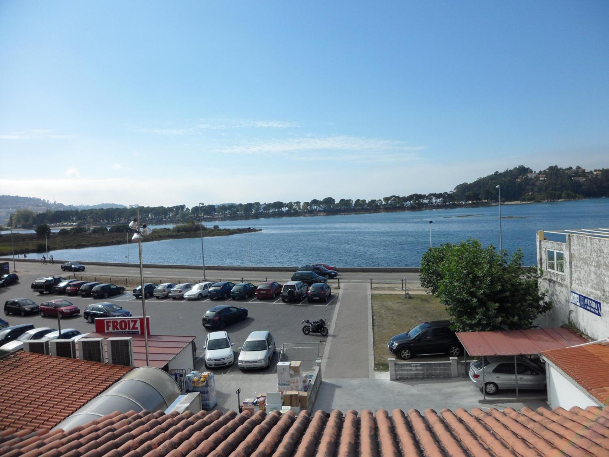 Hotel Avenida Baiona Sabaris Zewnętrze zdjęcie